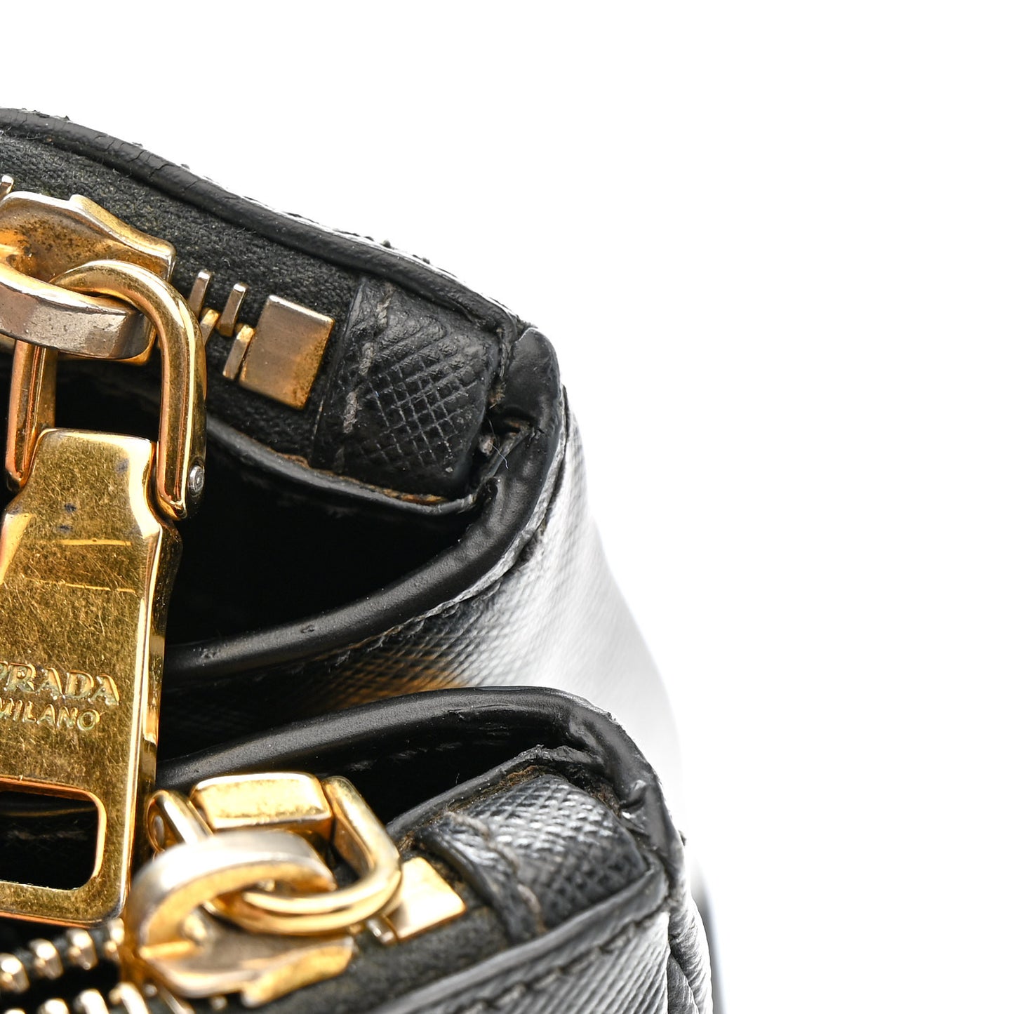 Saffiano Lux Medium Double Zip Black
