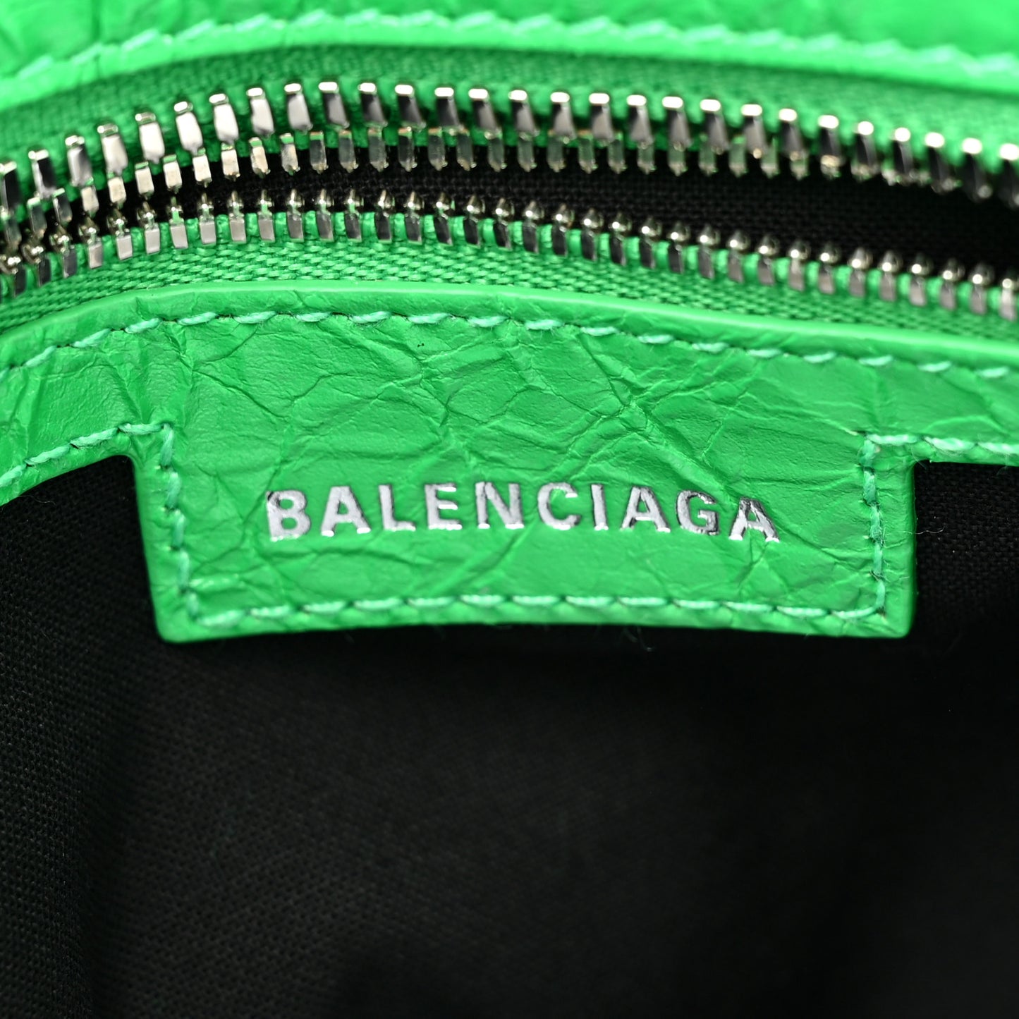 Agneau Arena Small Neo Cagole City Handbag Vivid Green