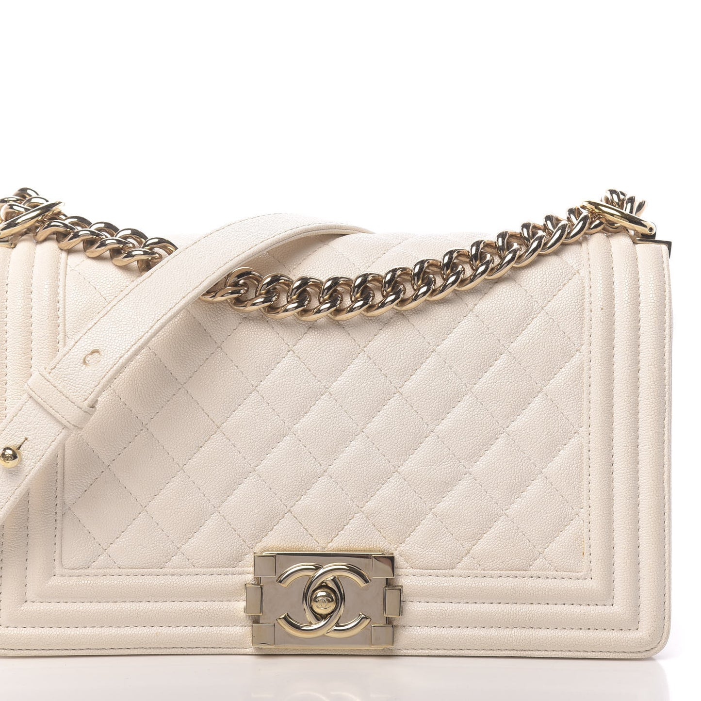 Caviar Quilted Medium Boy Flap Ivory