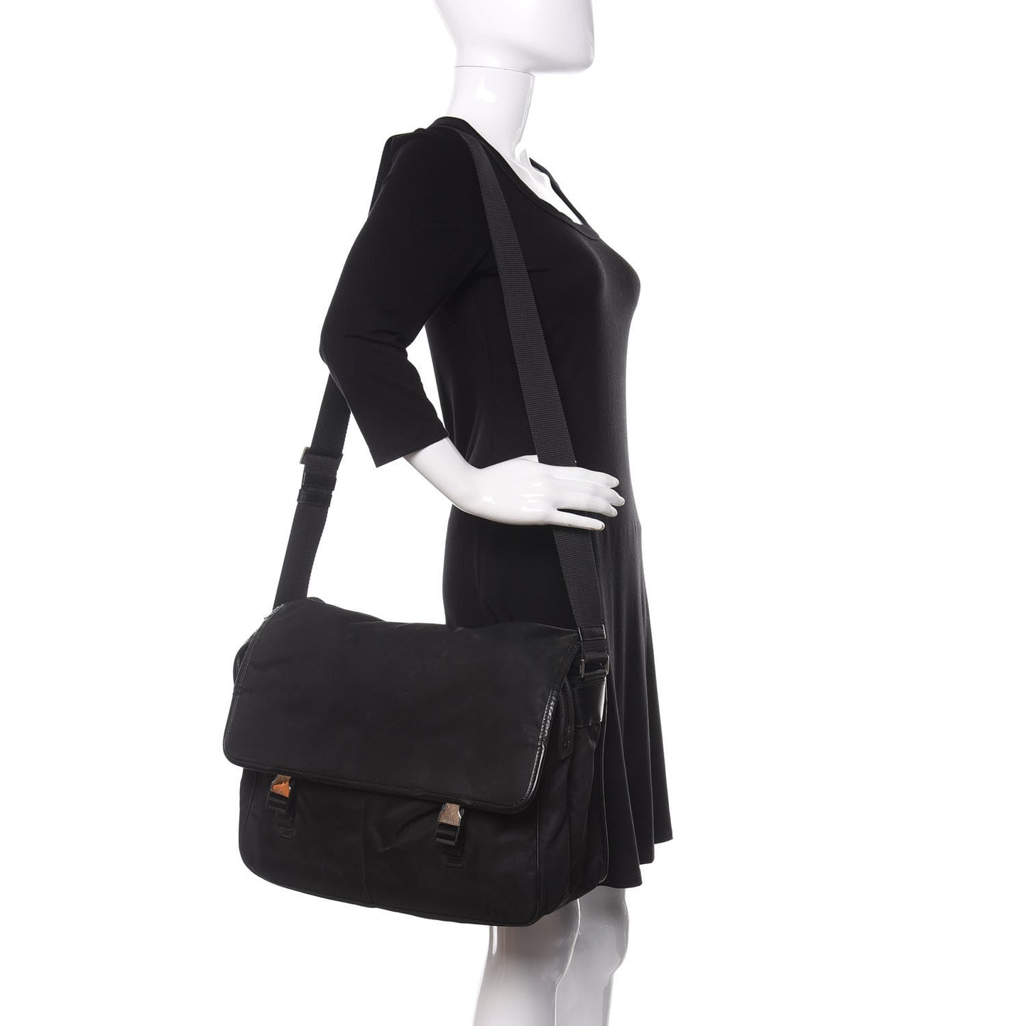 Tessuto Nylon Saffiano Logo Messenger Bag Black