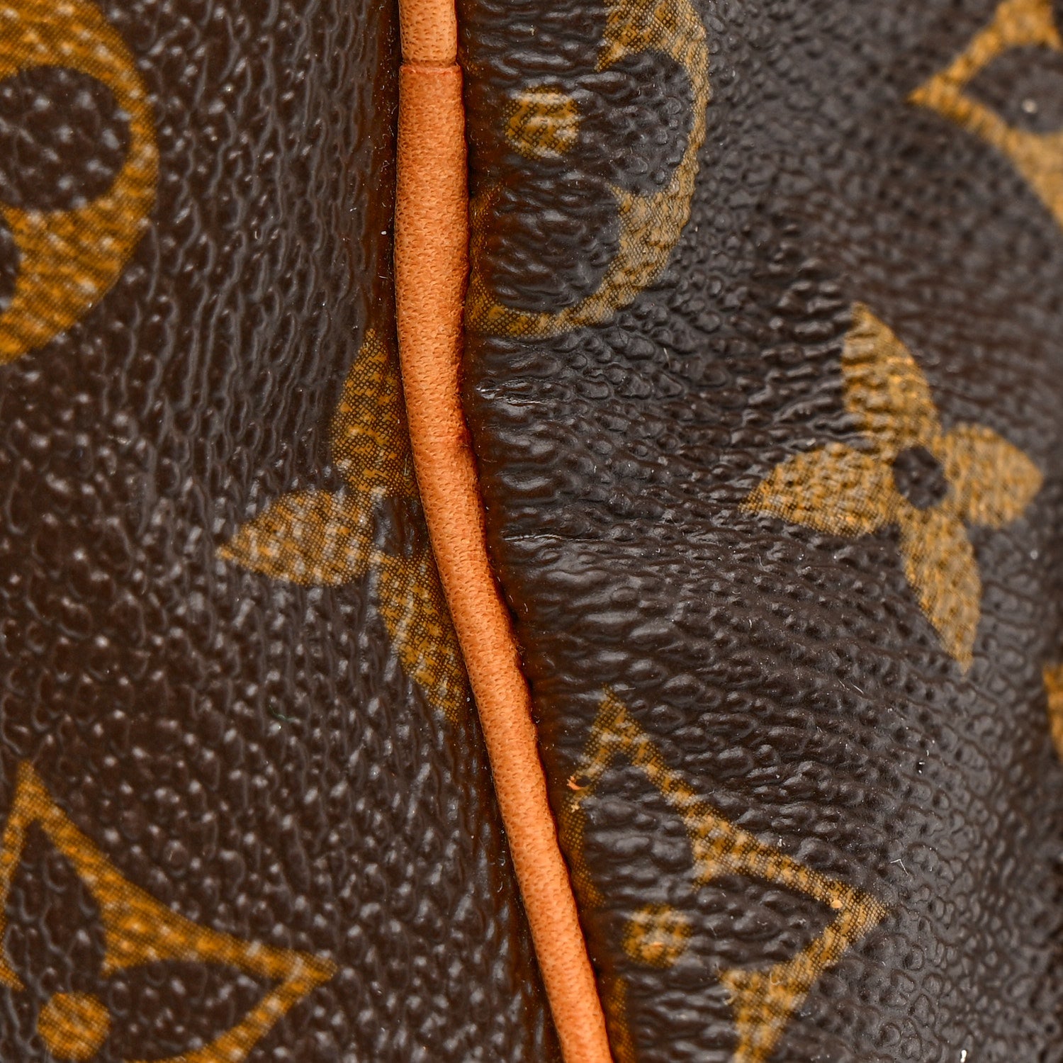 Louis Vuitton Monogram Speedy 40 16 of 26