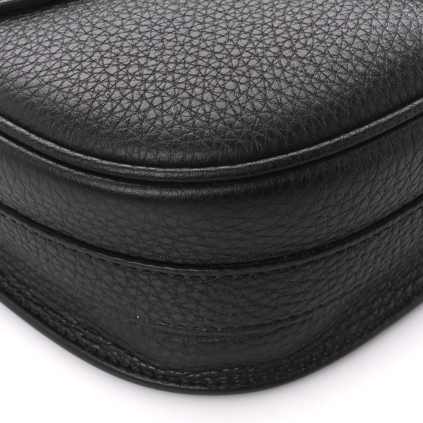 Grained Calfskin Medium Bobby Flap Black