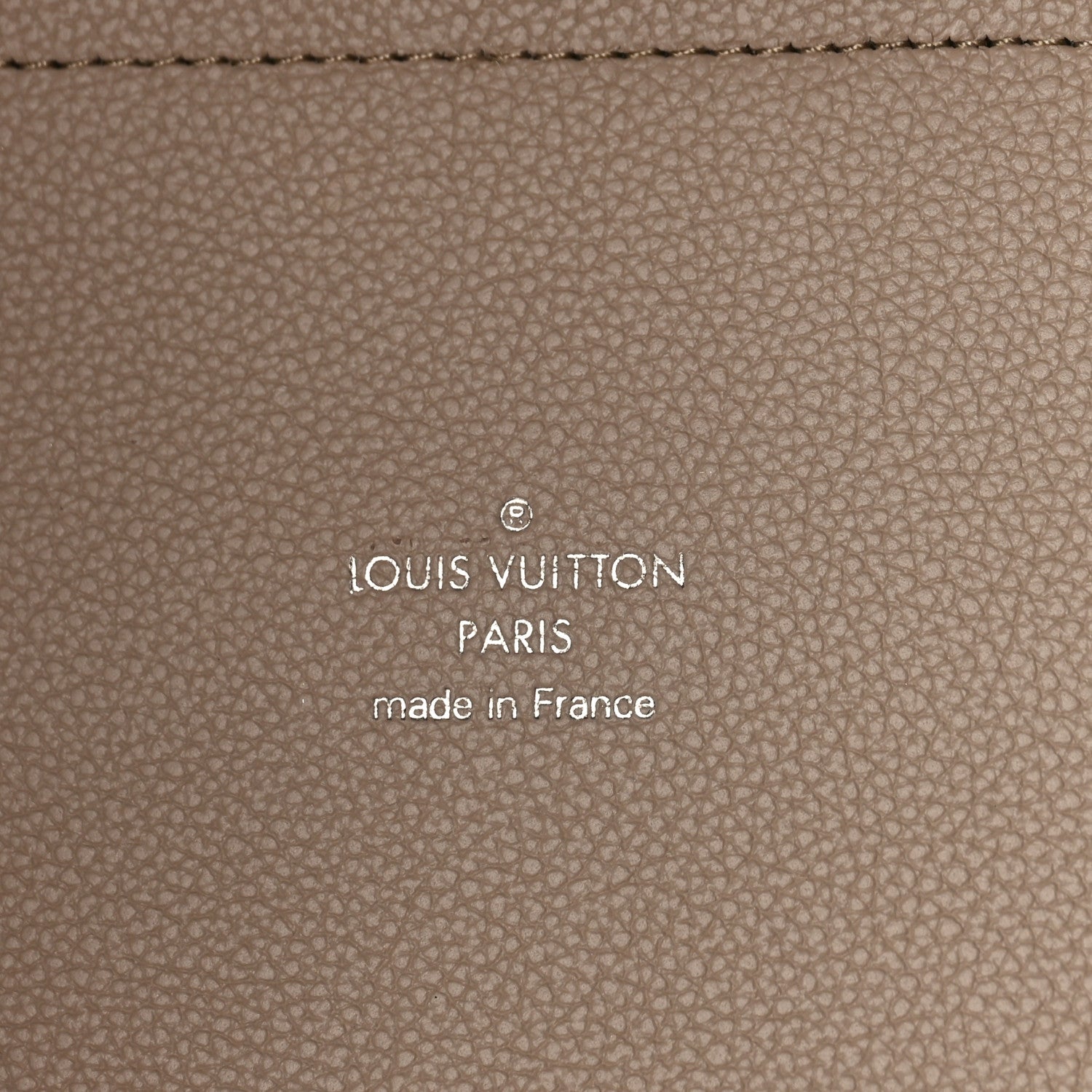 Louis Vuitton Mahina Hina MM Galet 7 of 9