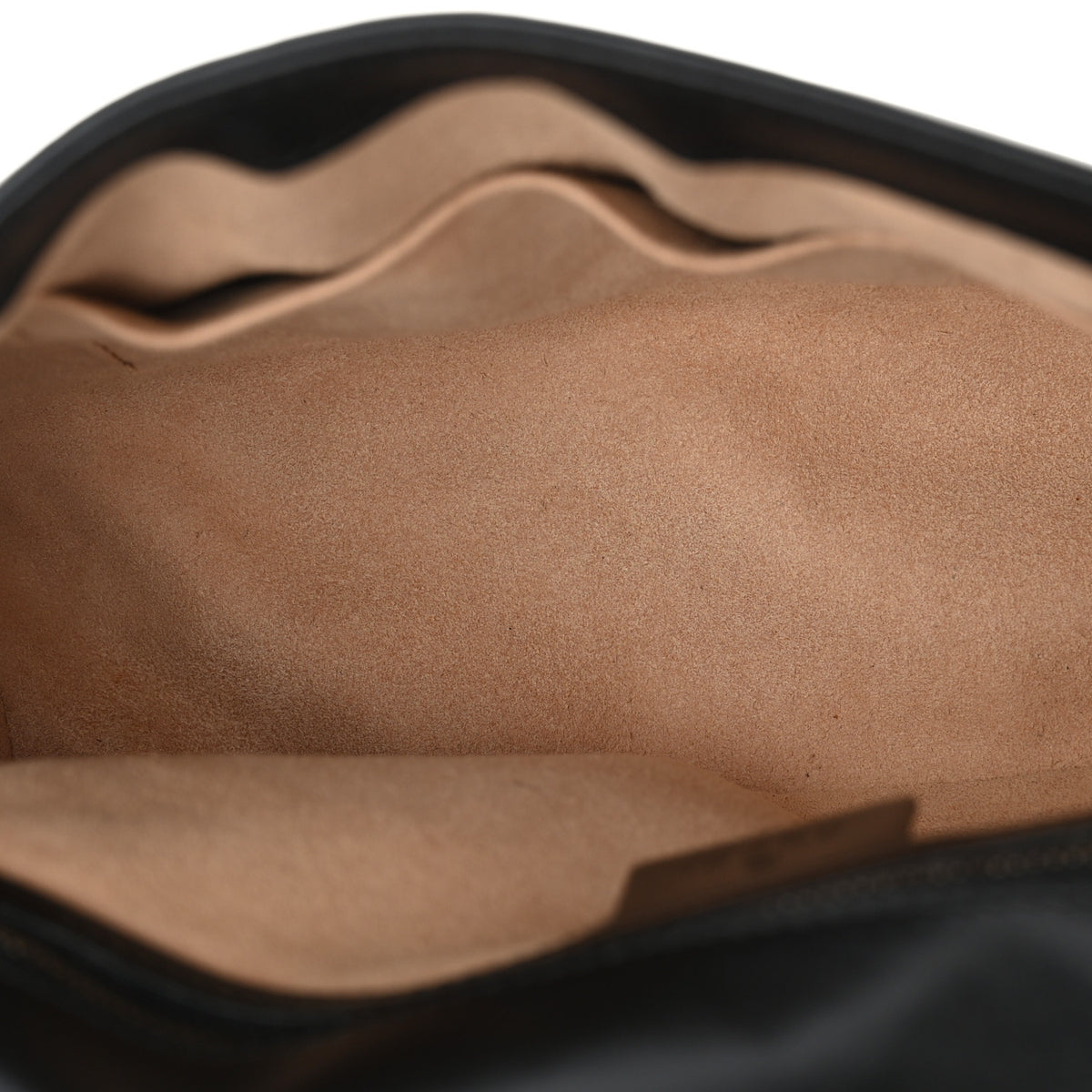 Calfskin Matelasse Medium GG Marmont Shoulder Bag Black