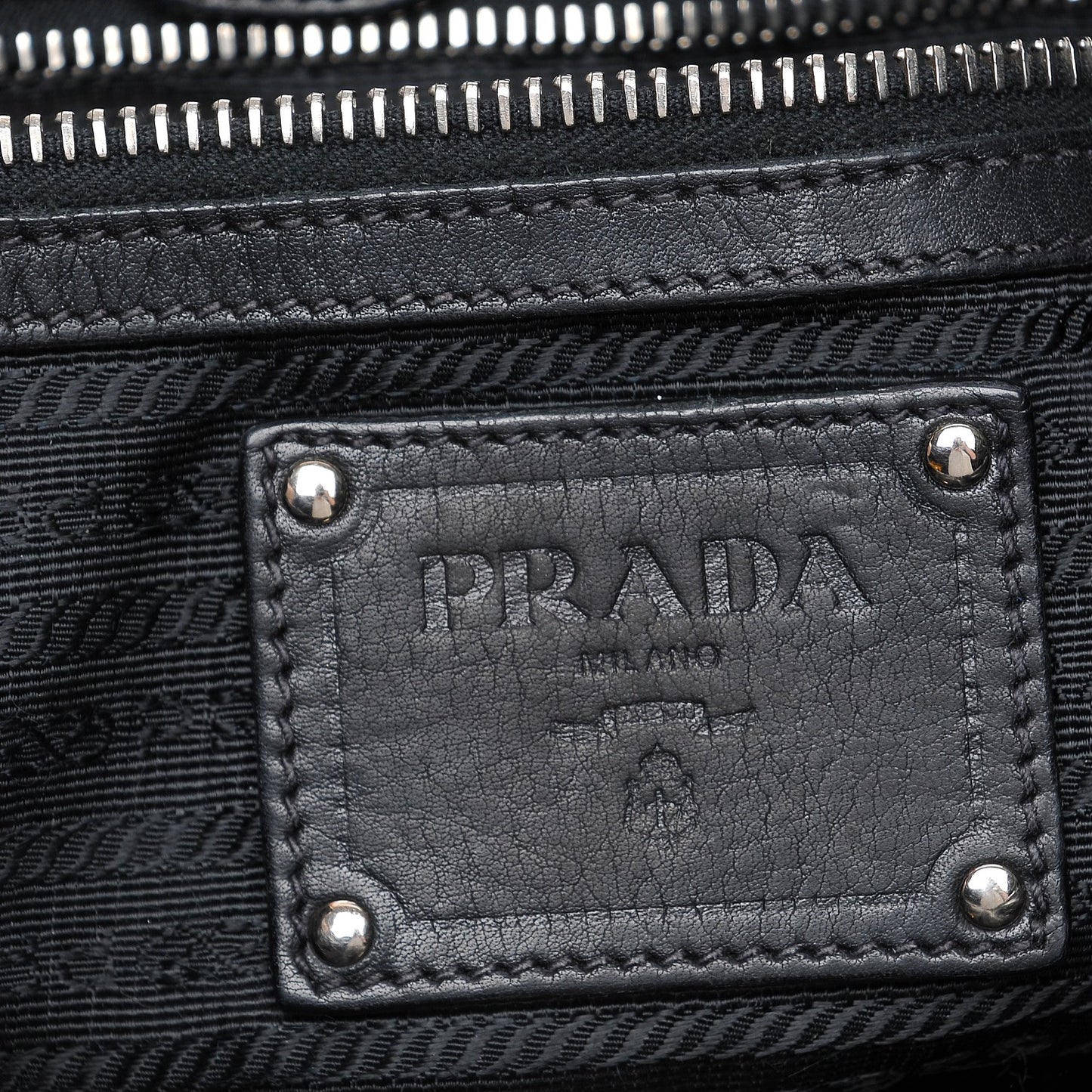 Soft Calf Pleated Hobo Nero Black