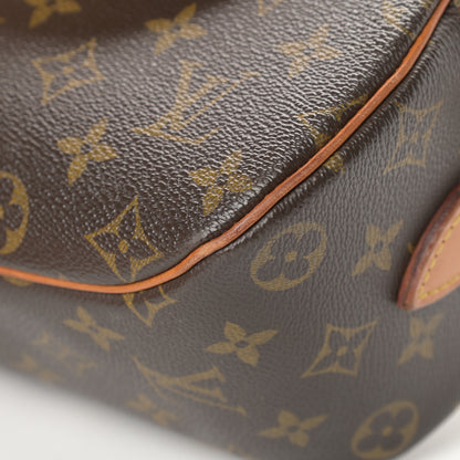 Louis Vuitton Monogram Blois 11 of 16