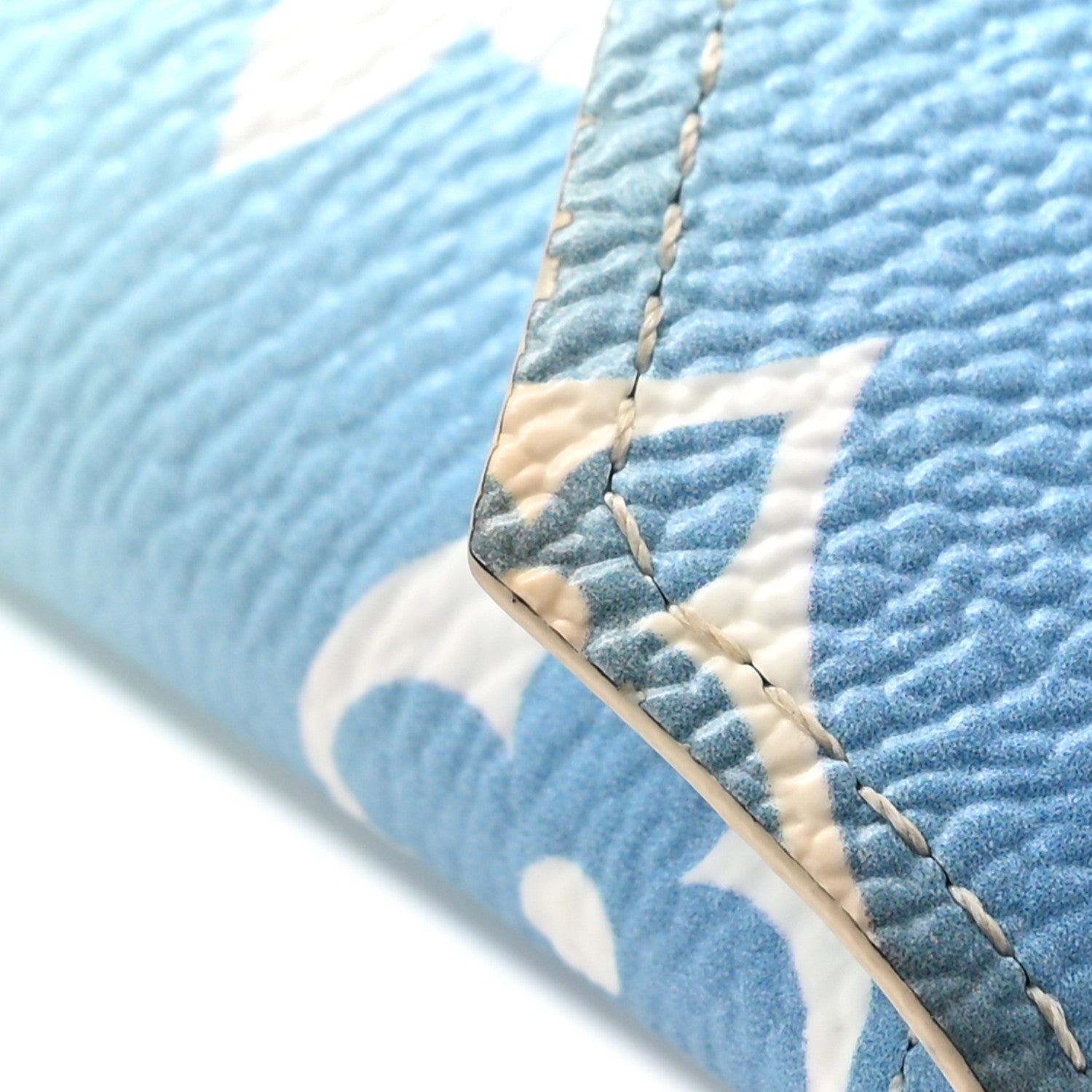 Louis Vuitton Monogram Giant By The Pool Kirigami Pochette Set 13 of 14