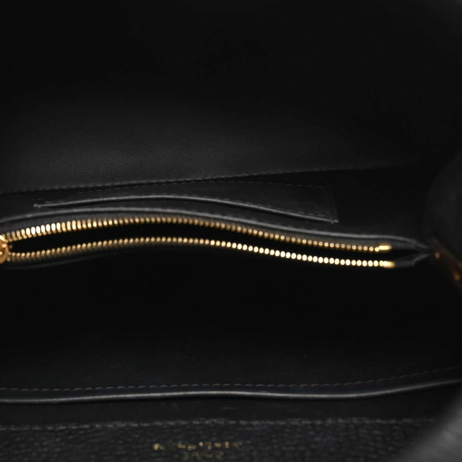 Louis Vuitton Taurillon Mother of Pearl Capucines BB Black 5 of 9