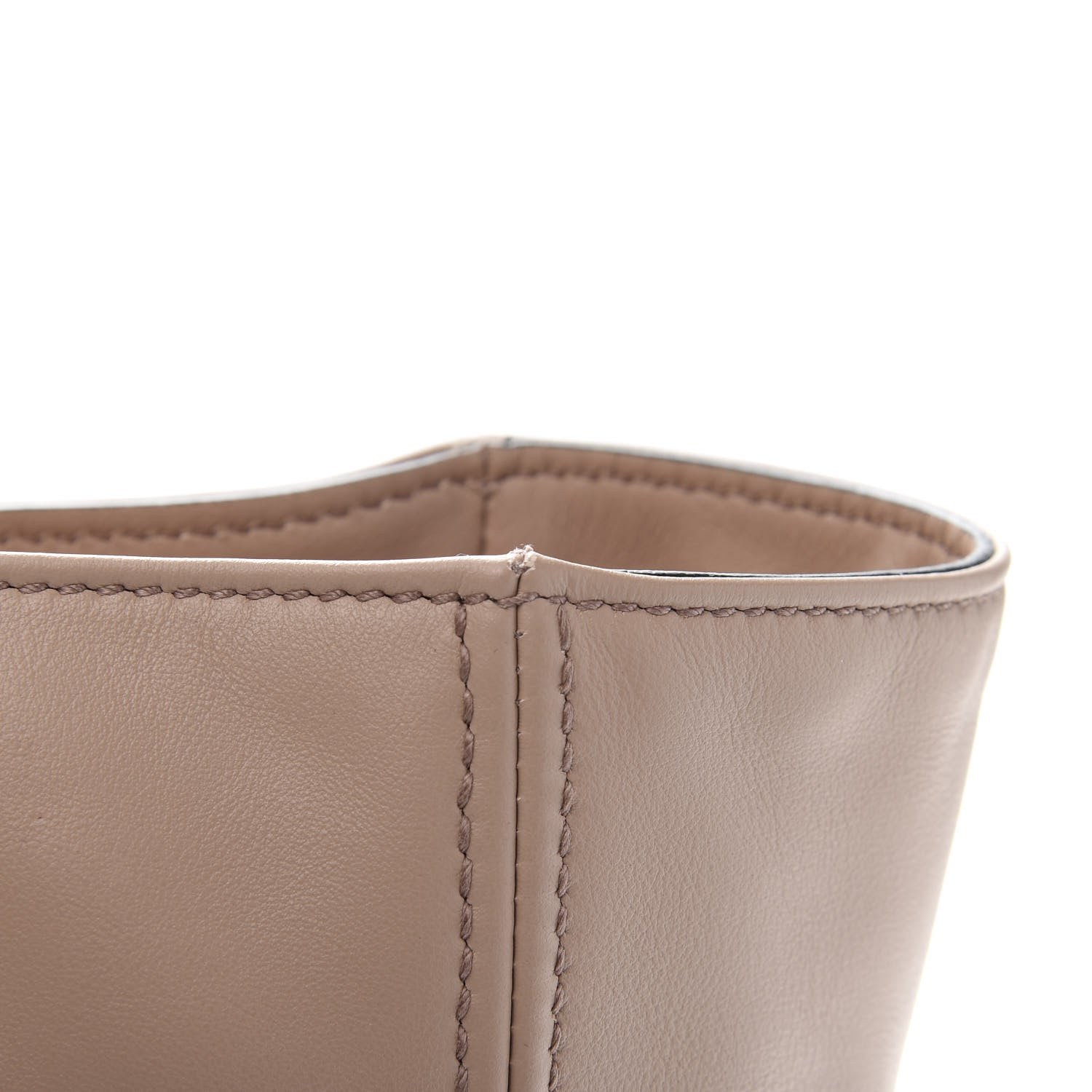 Miu Miu Grace Lux Tote Cipria 11 of 12