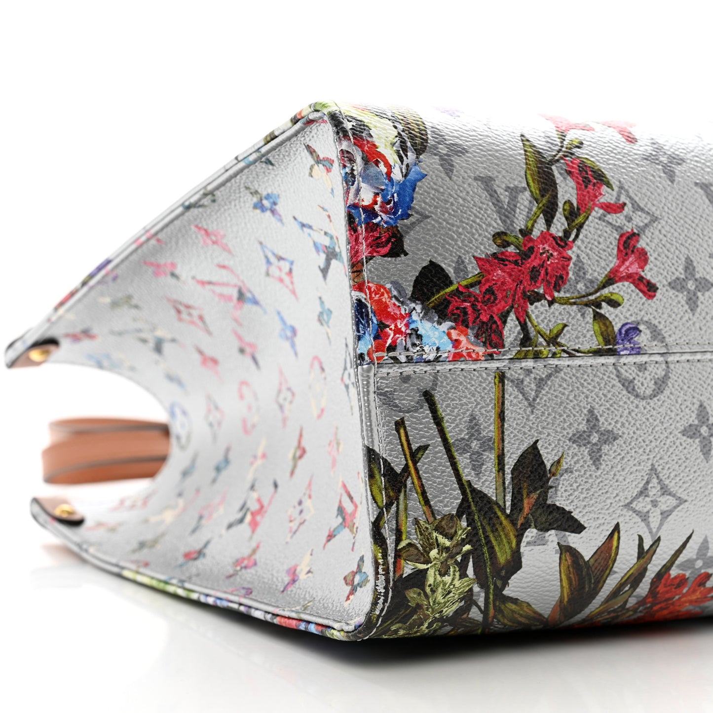 Metallic Monogram LV Garden OnTheGo MM Silver