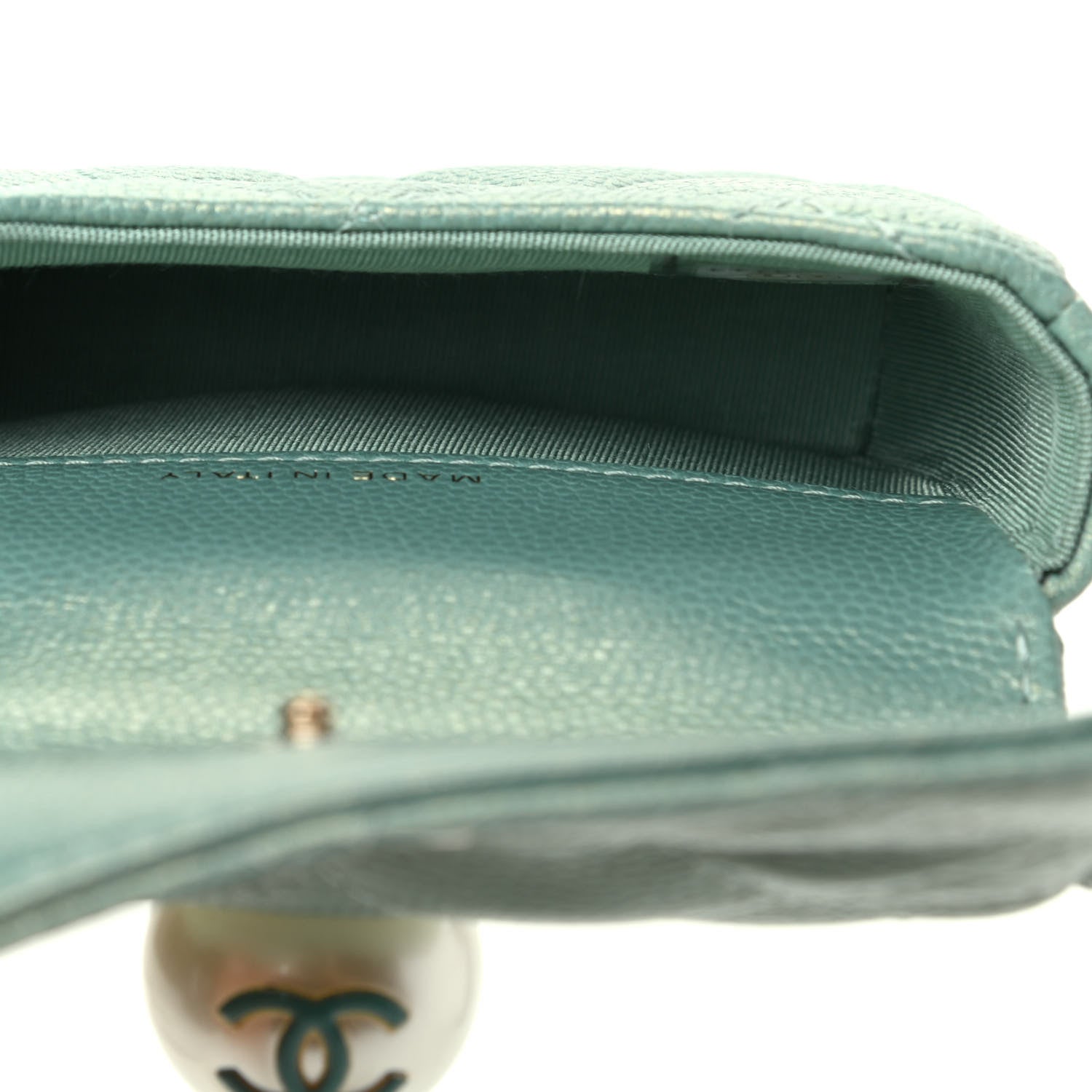 Chanel Iridescent Caviar Quilted Pearl On Top Coin Purse With Chain Light Green 7 of 13