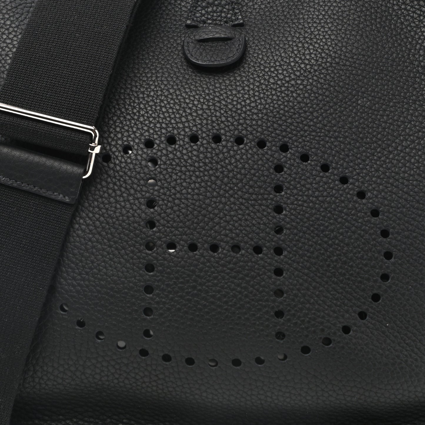 Taurillon Clemence Evelyne III PM Black
