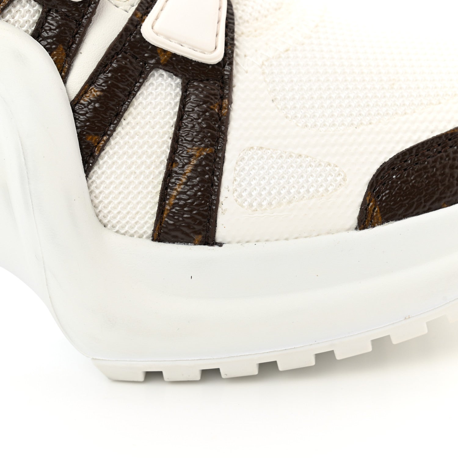 Louis Vuitton Patent Monogram LV Archlight Sneakers 36.5 White 16 of 17