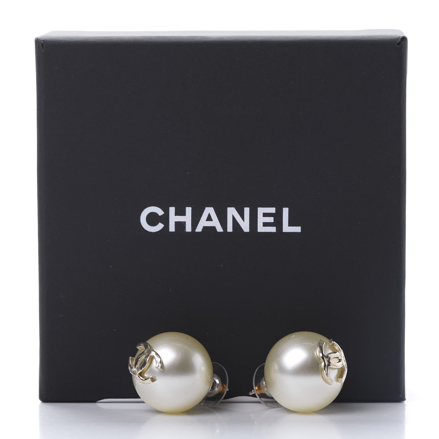 Chanel Pearl CC Large Earrings Gold 6 of 6