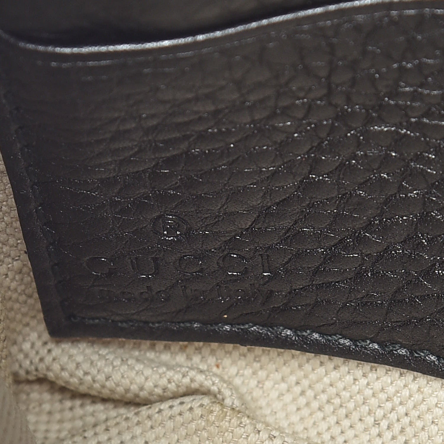 Gucci Pebbled Calfskin Soho Wristlet Black 9 of 13