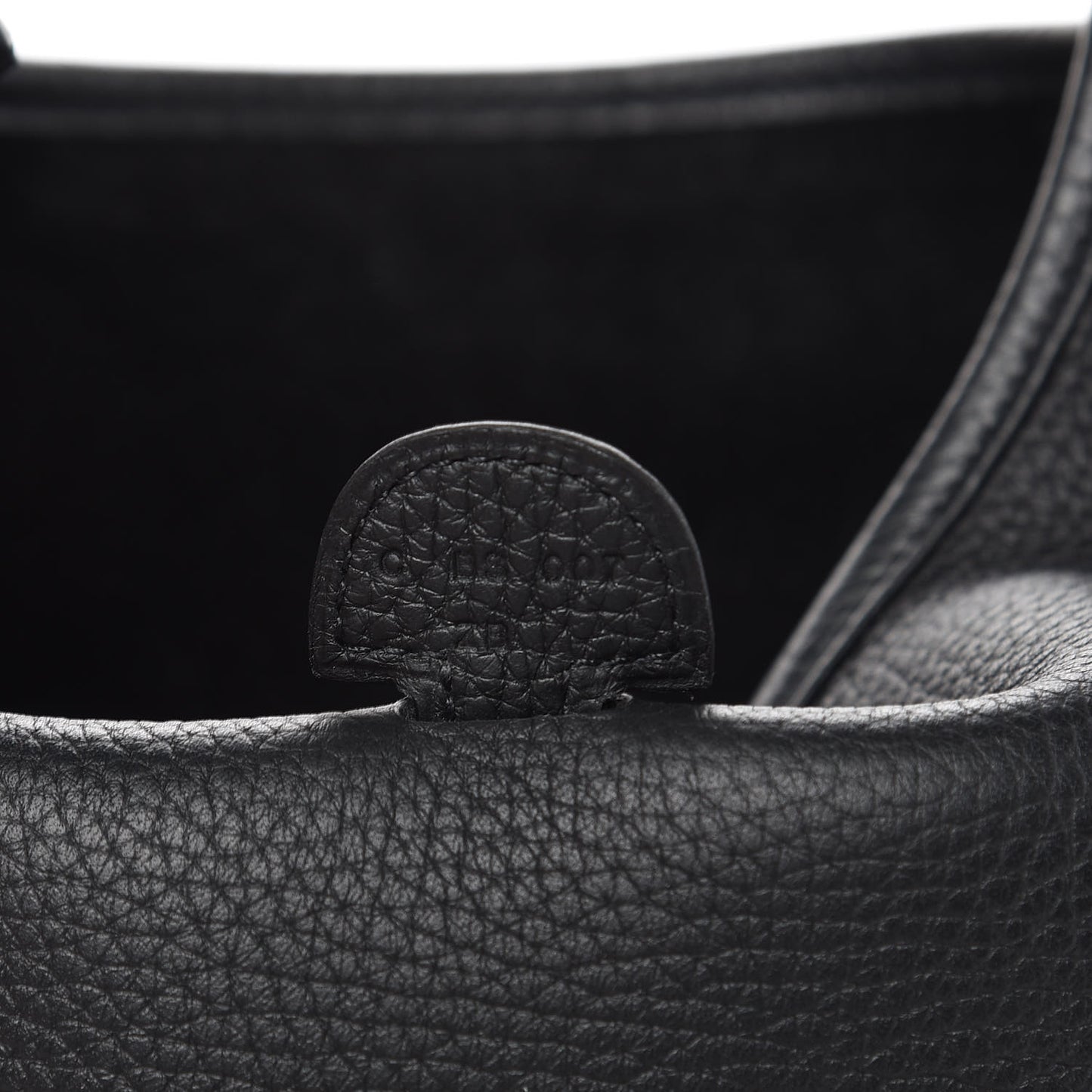 Taurillon Clemence Evelyne III PM Black