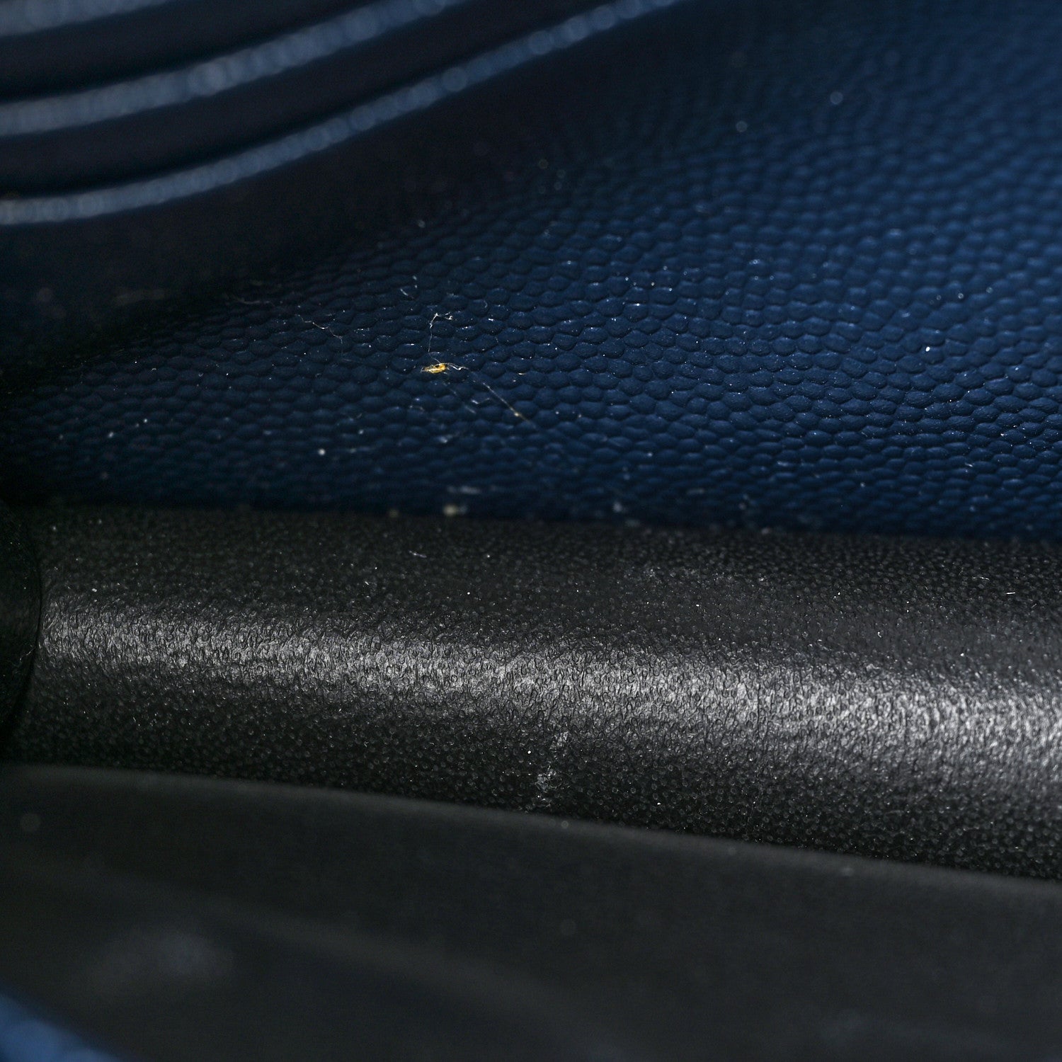 Saint Laurent Grain De Poudre Matelasse Chevron Monogram Envelope Chain Wallet Navy 14 of 15