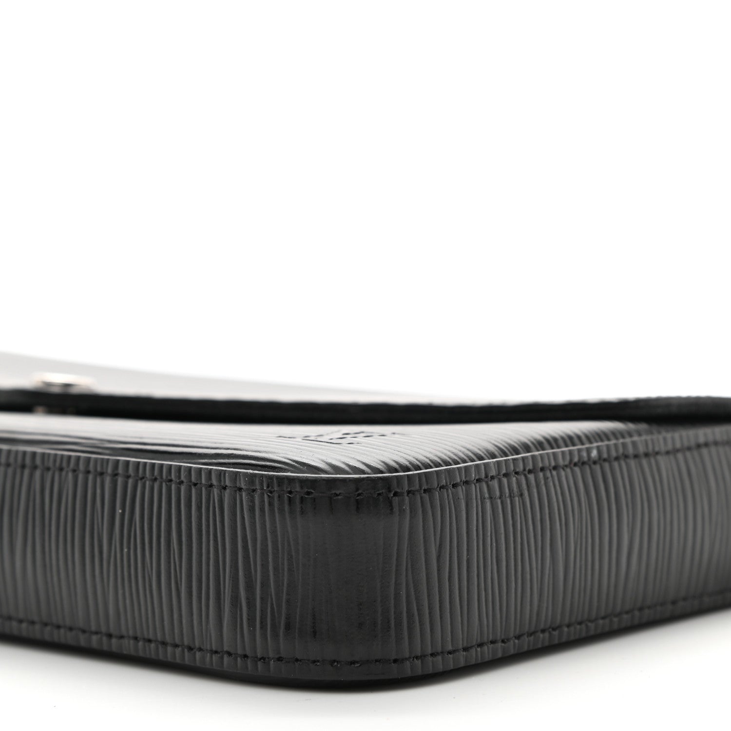 Louis Vuitton Epi Pochette Felicie Black 13 of 16