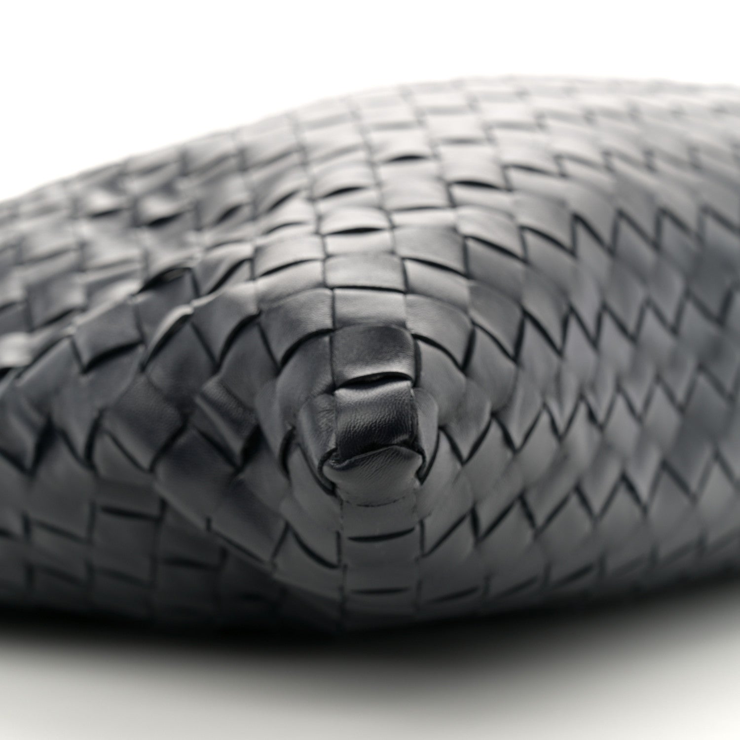 Bottega Veneta Calfskin Intrecciato Large Hop Space 9 of 10