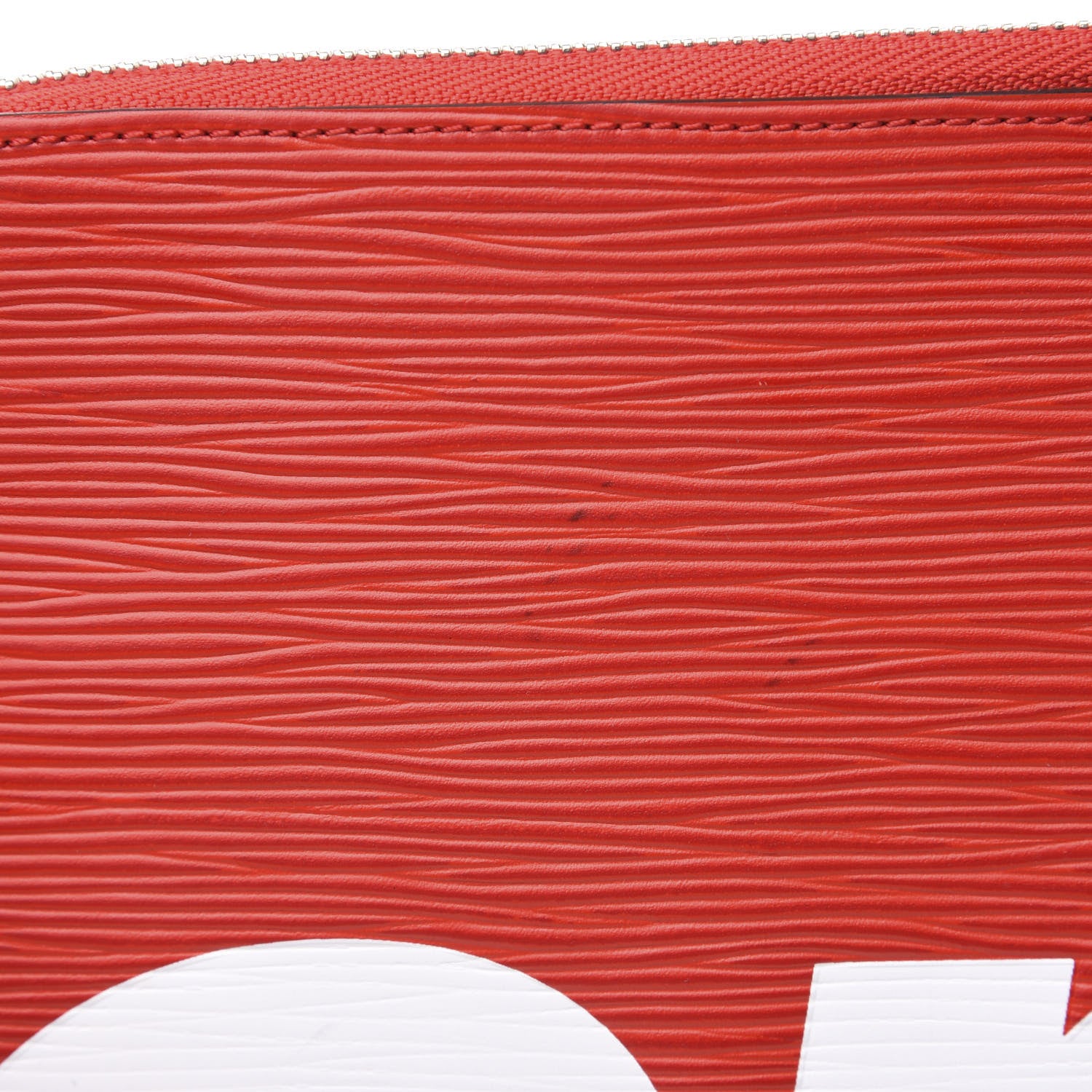 Louis Vuitton X SUPREME Epi Pochette Jour GM Red 8 of 8