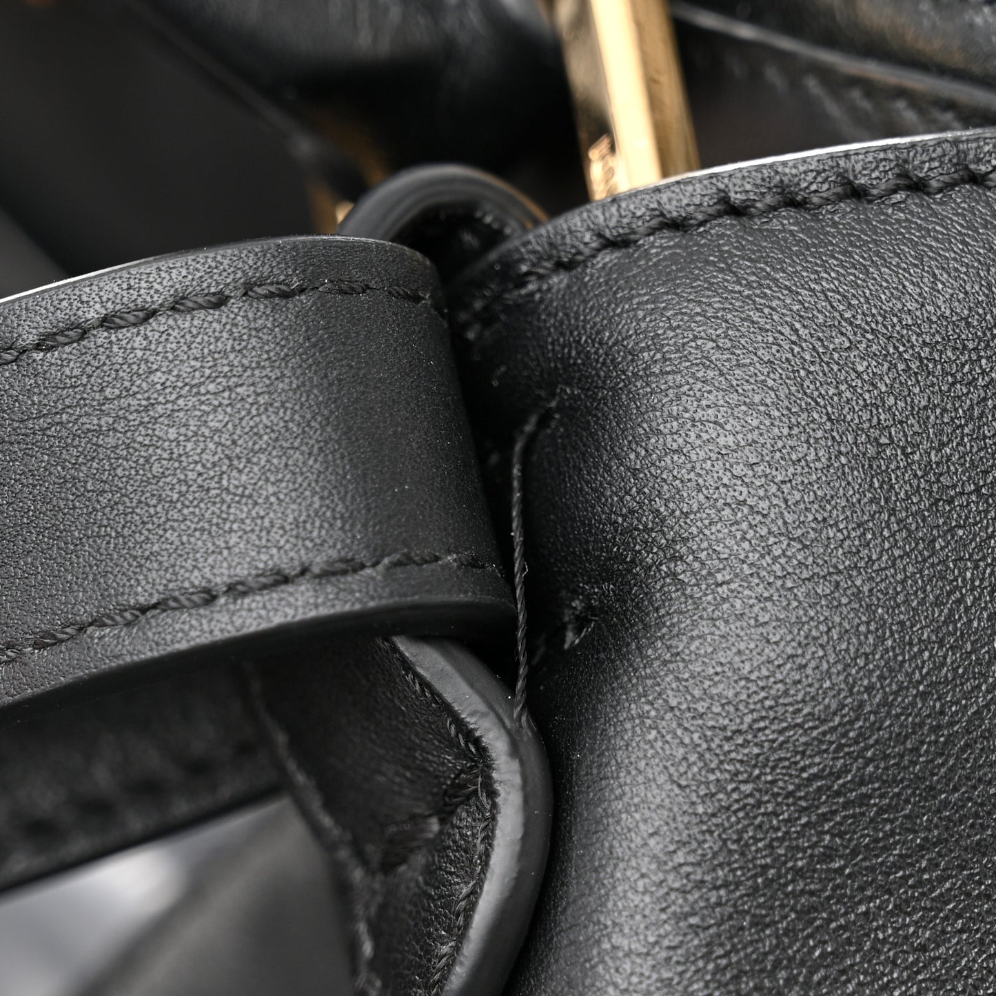 Vitello Seta Shearling FF 1974 Large Peekaboo X-Lite Black
