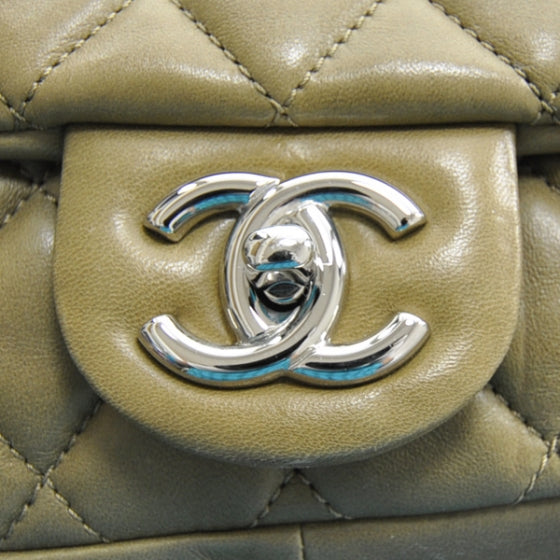 Lambskin Jumbo Coco Rain Flap Green