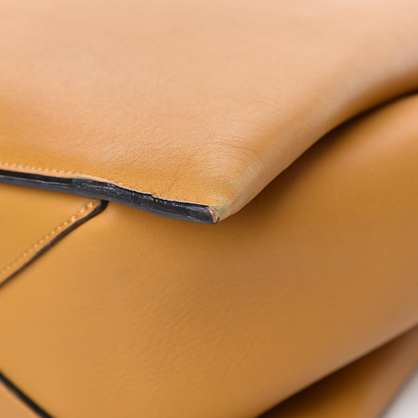 Supple Natural Calfskin Medium Tri-Fold Bag Blonde