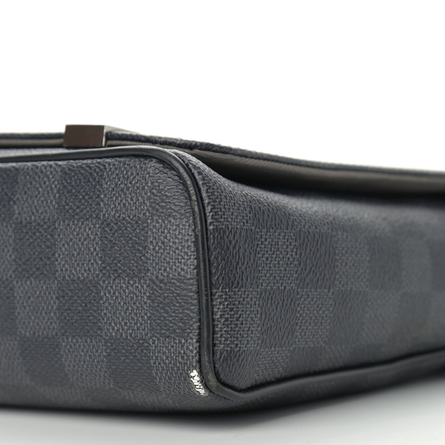 Damier Graphite Logo District PM Grey