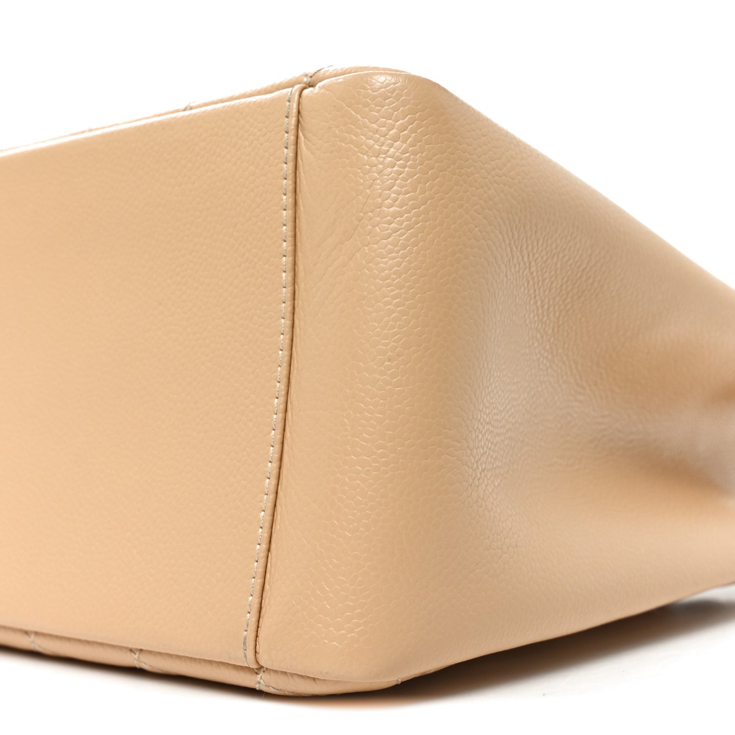Caviar Quilted Grand Shopping Tote GST Beige Clair