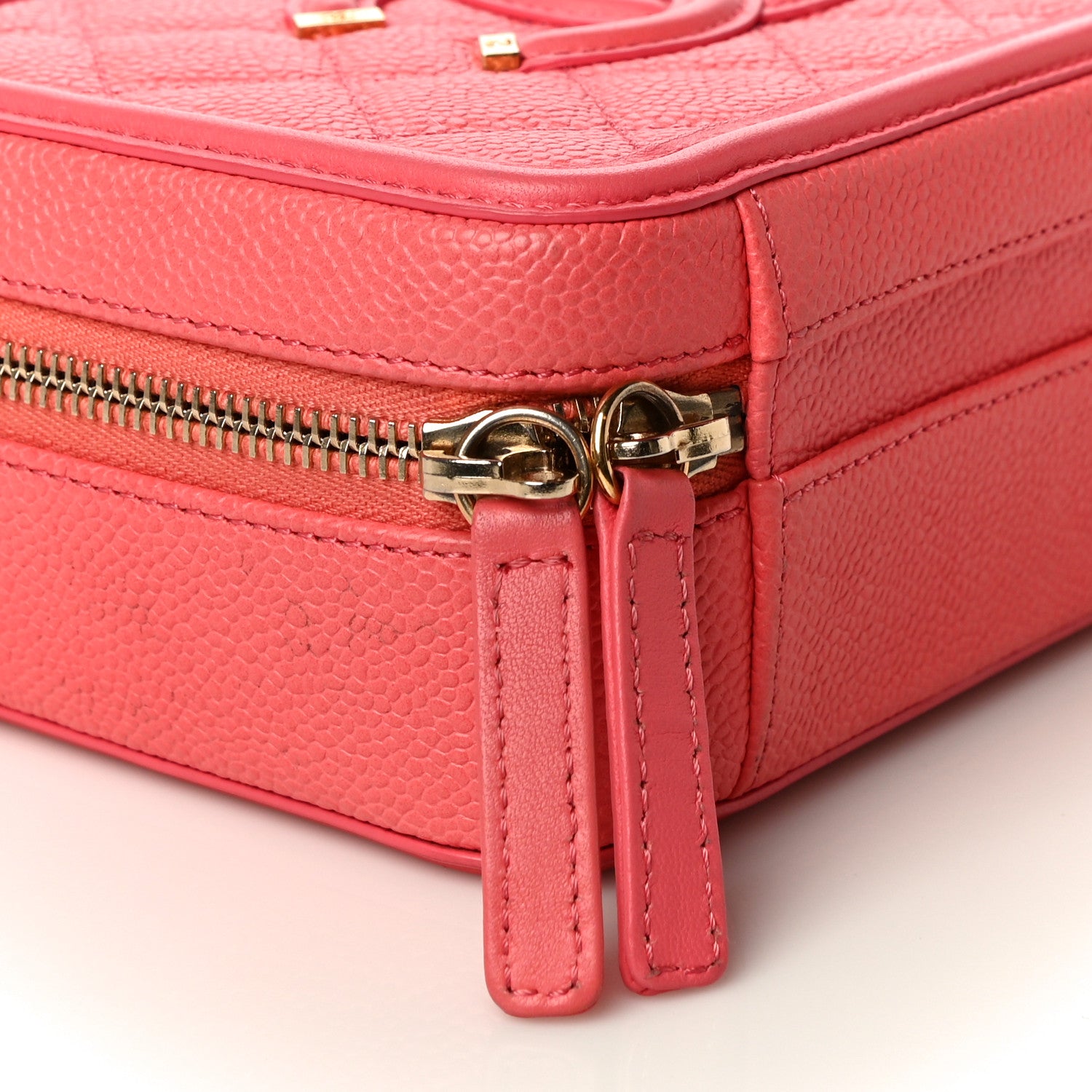Chanel Caviar Quilted Small CC Filigree Vanity Case Coral 9 of 15
