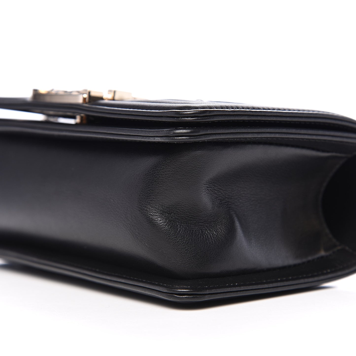 Calfskin Pearl Small Boy Flap Black