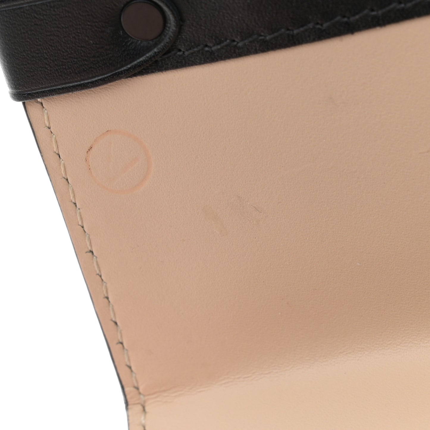 Epi Pochette Trunk Verticale Black