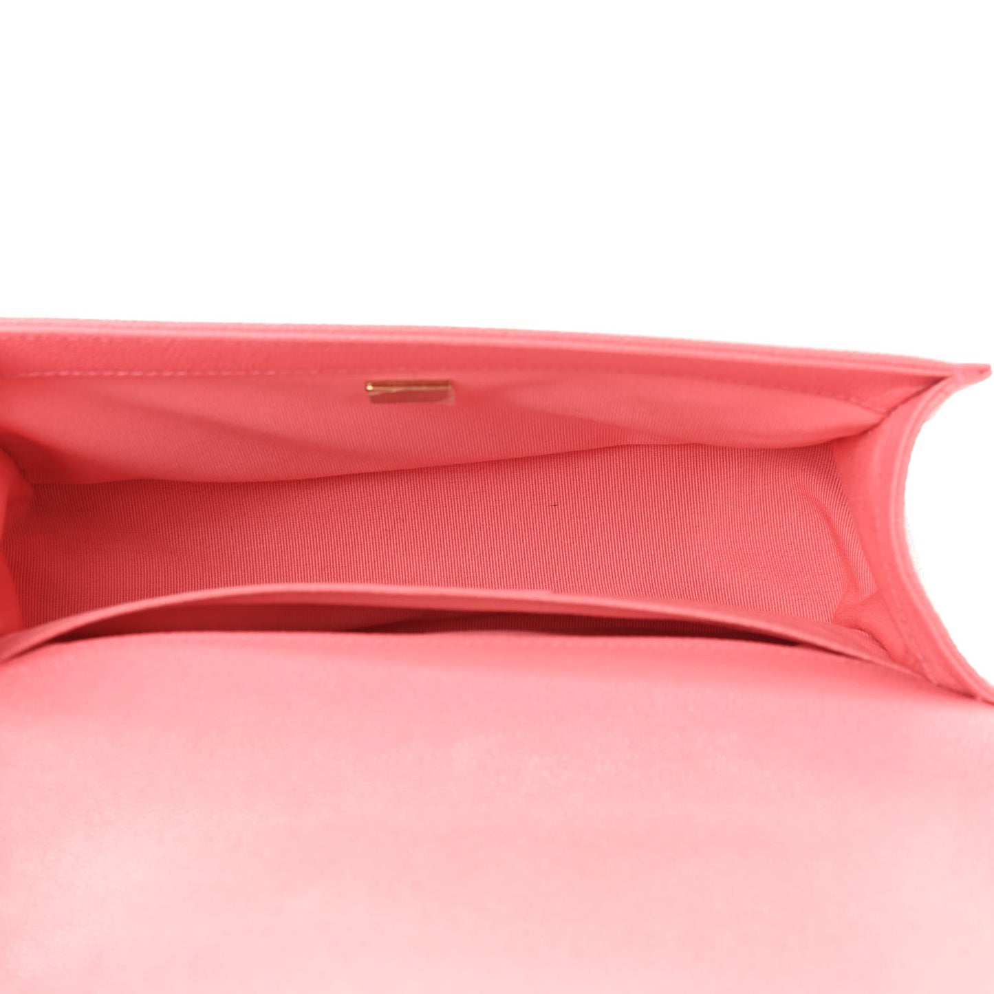 Caviar Quilted Medium Boy Flap Pink