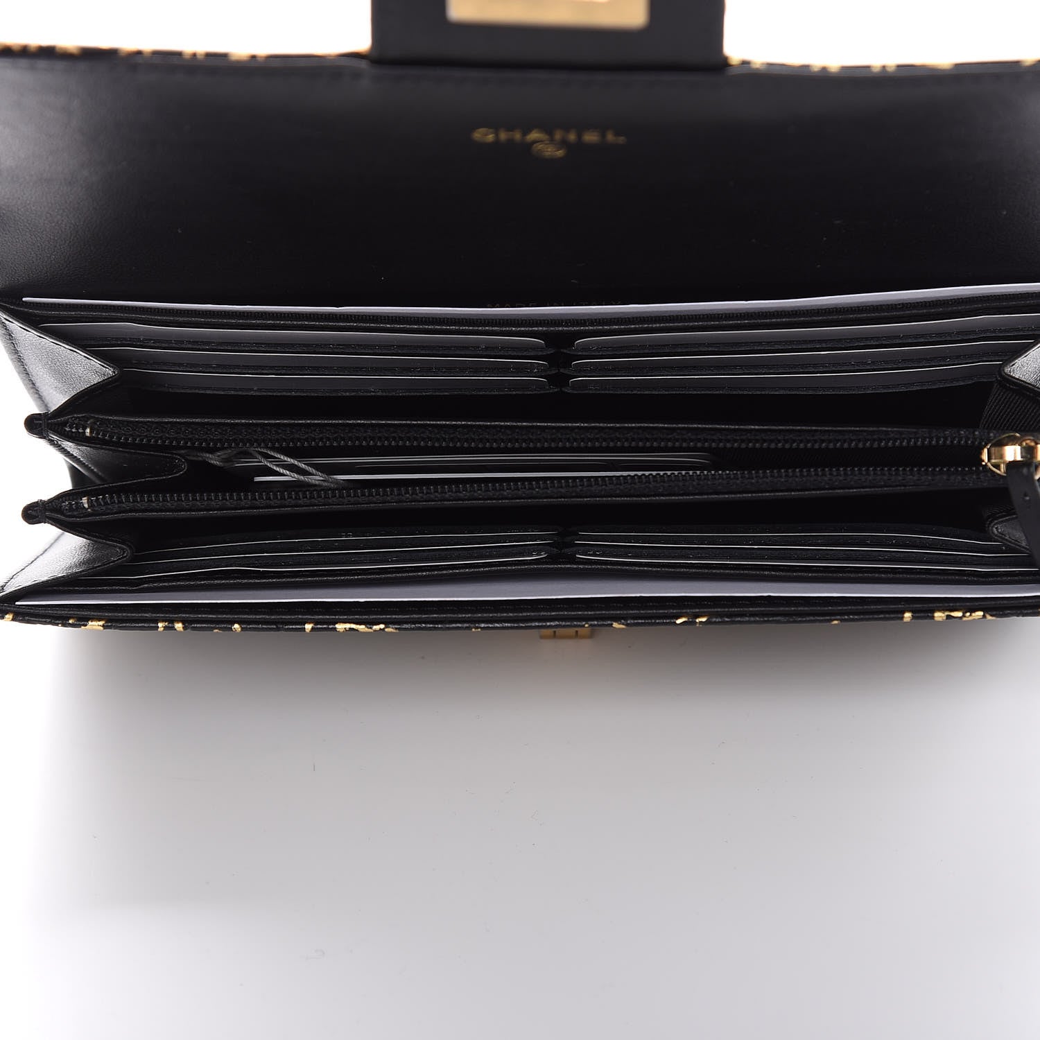 Chanel Calfskin Crocodile Embossed Graffiti 2.55 Cocodile Reissue Long Flap Black Gold 5 of 8
