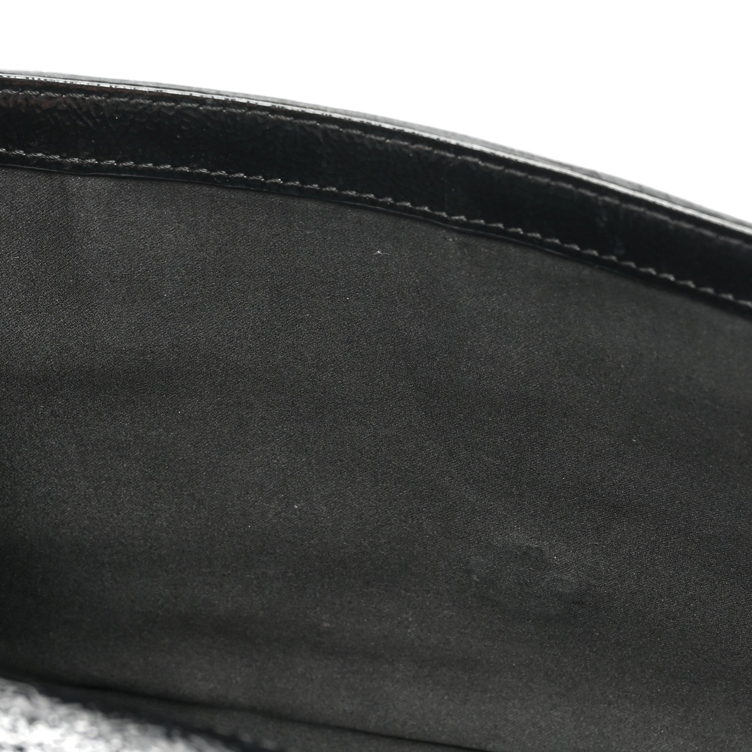 Saint Laurent Textured Patent Monogram Large Belle De Jour Clutch Black 10 of 12