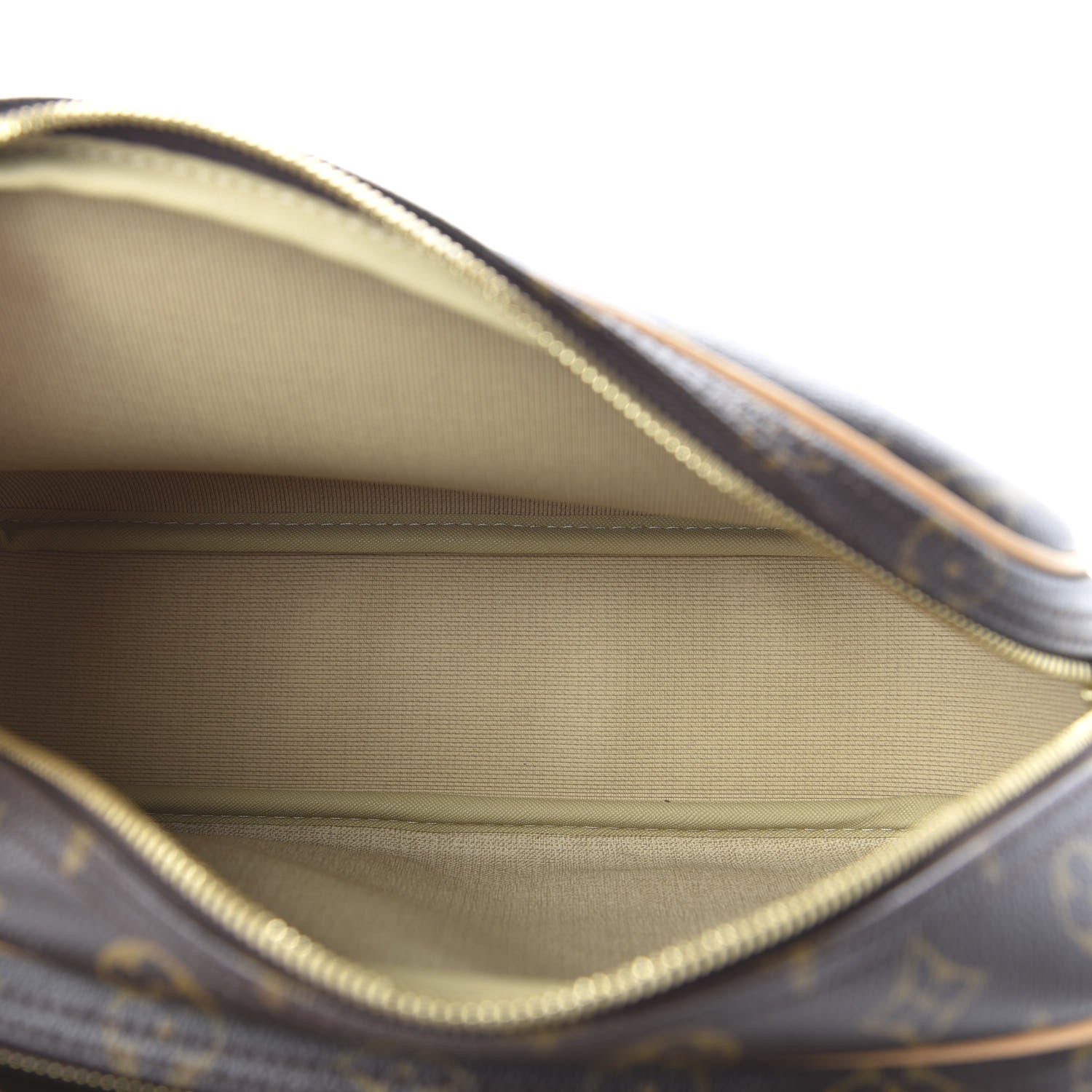Louis Vuitton Monogram Reporter PM 4 of 8