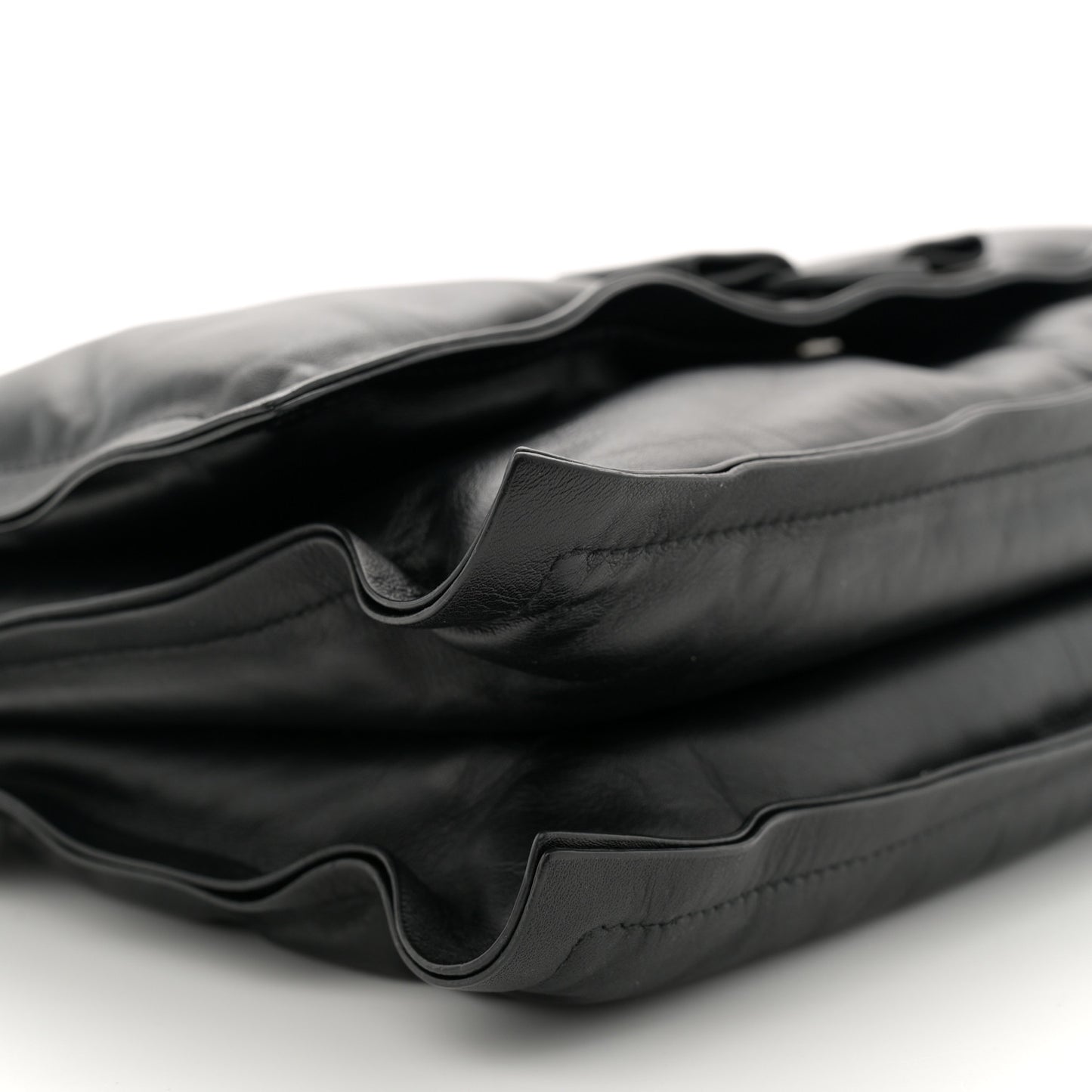 Calfskin Medium Viva Bow Shoulder Bag Black