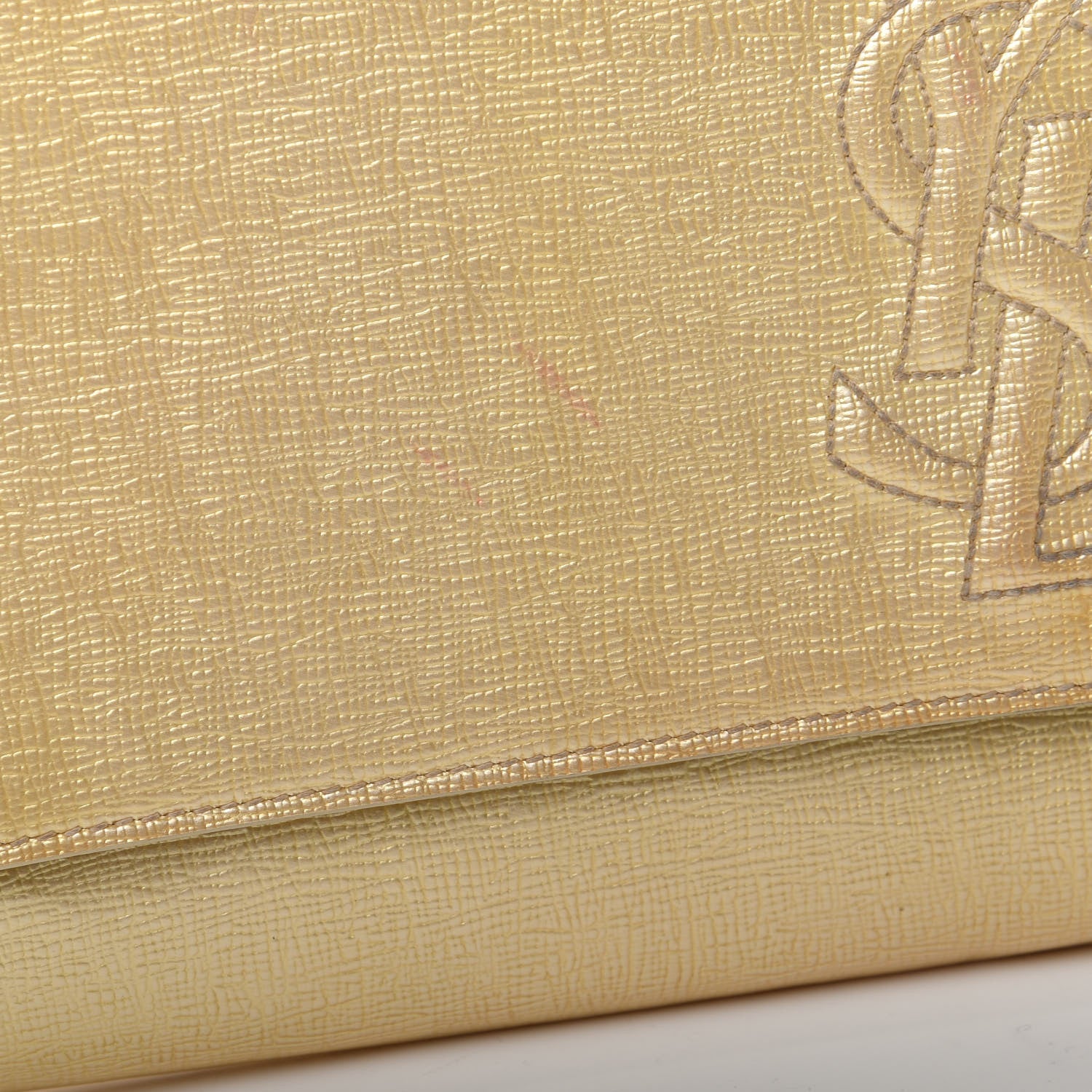 Saint Laurent Metallic Textured Calfskin Monogram Large Belle De Jour Clutch Gold 8 of 13