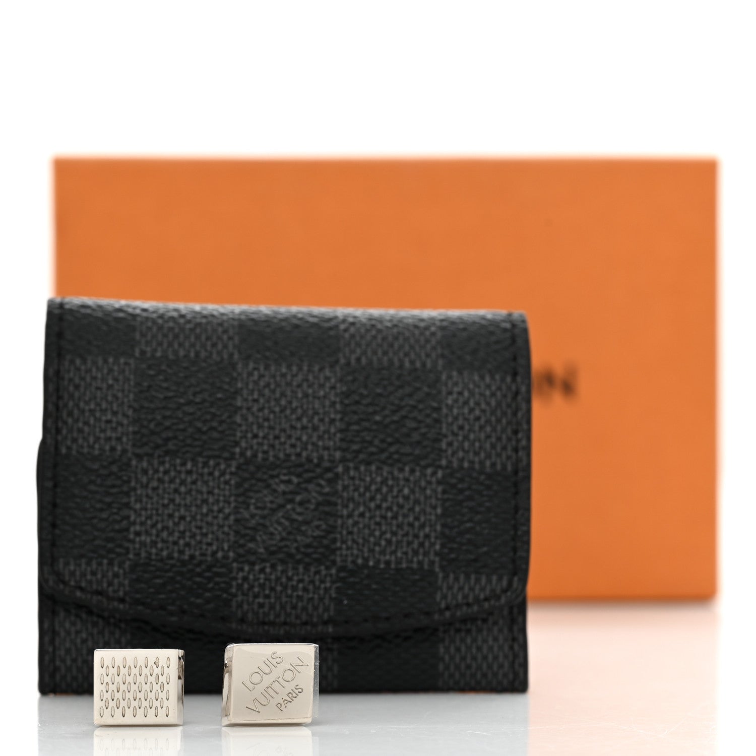Louis Vuitton Damier Cufflinks 7 of 7