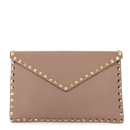 Valentino Garavani Pebbled Calfskin Large Rockstud Envelope Clutch Poudre 1 of 7