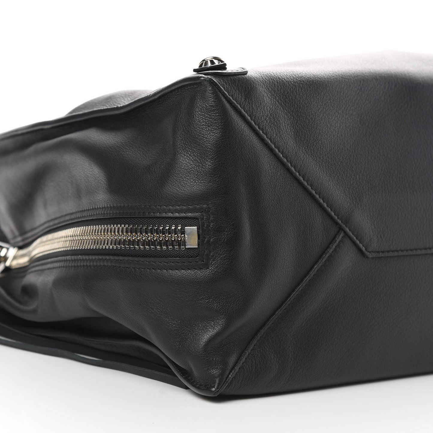 Supple Calfskin Papier A4 Zip Around Tote Black
