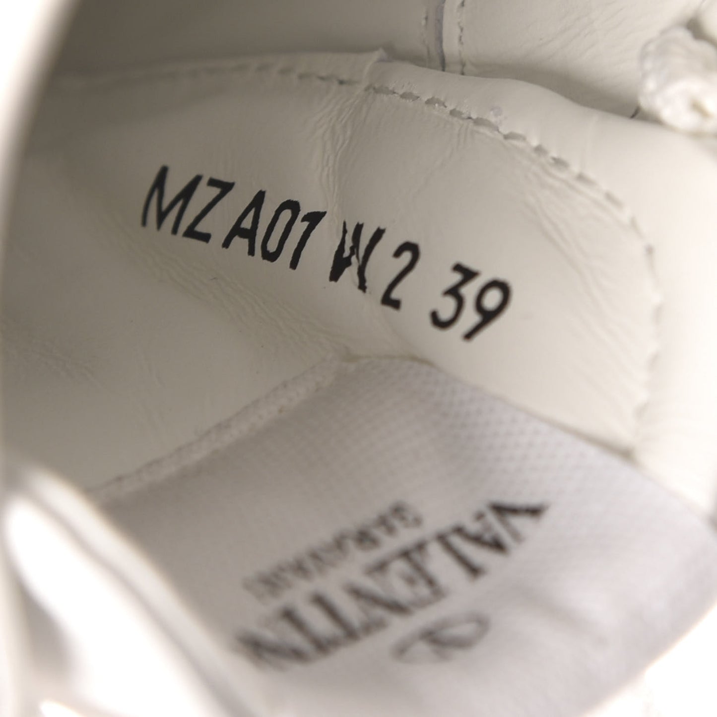 Calfskin Rockstud Untitled Open Sneakers 39 White