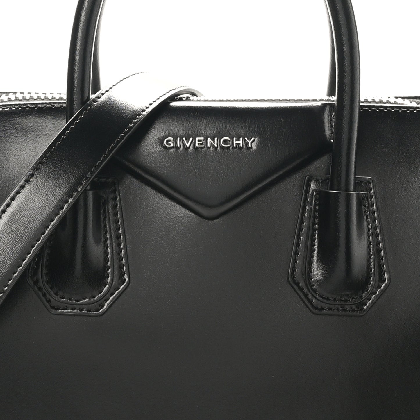 Shiny Lord Calfskin Small Antigona Black