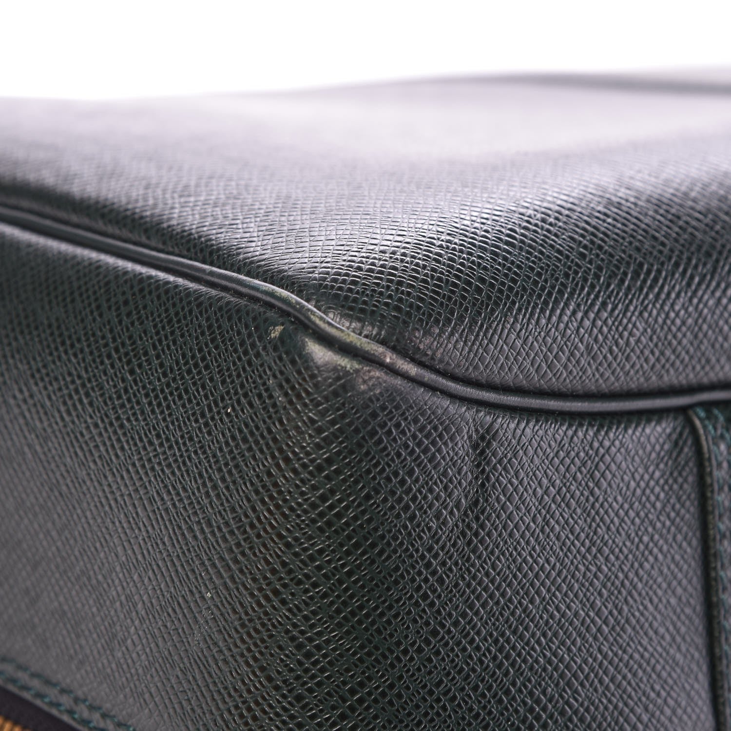Louis Vuitton Taiga Helanga 1 Poche Epicea 11 of 19