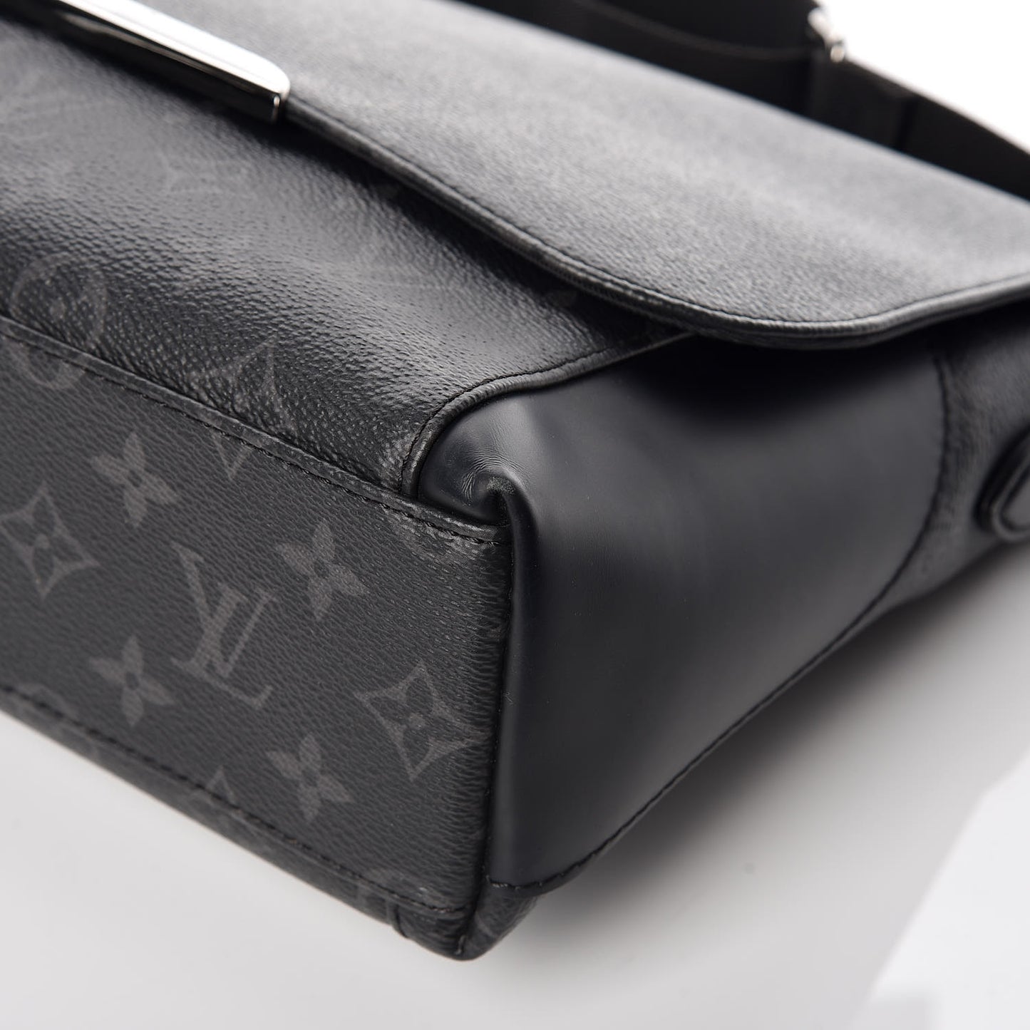 Monogram Eclipse Explorer PM Black