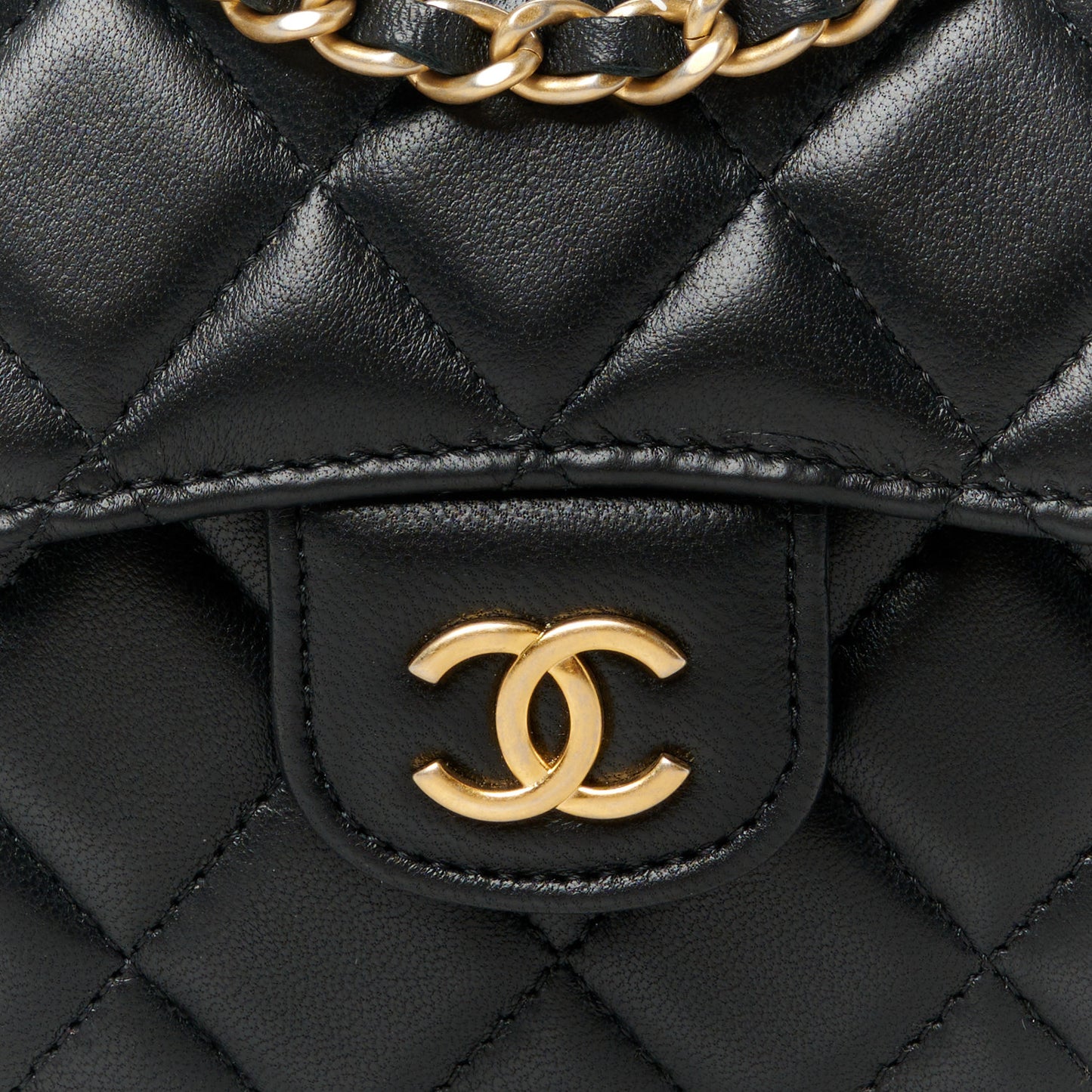 Lambskin Quilted Metal Top Handle Flap Clutch With Chain Black