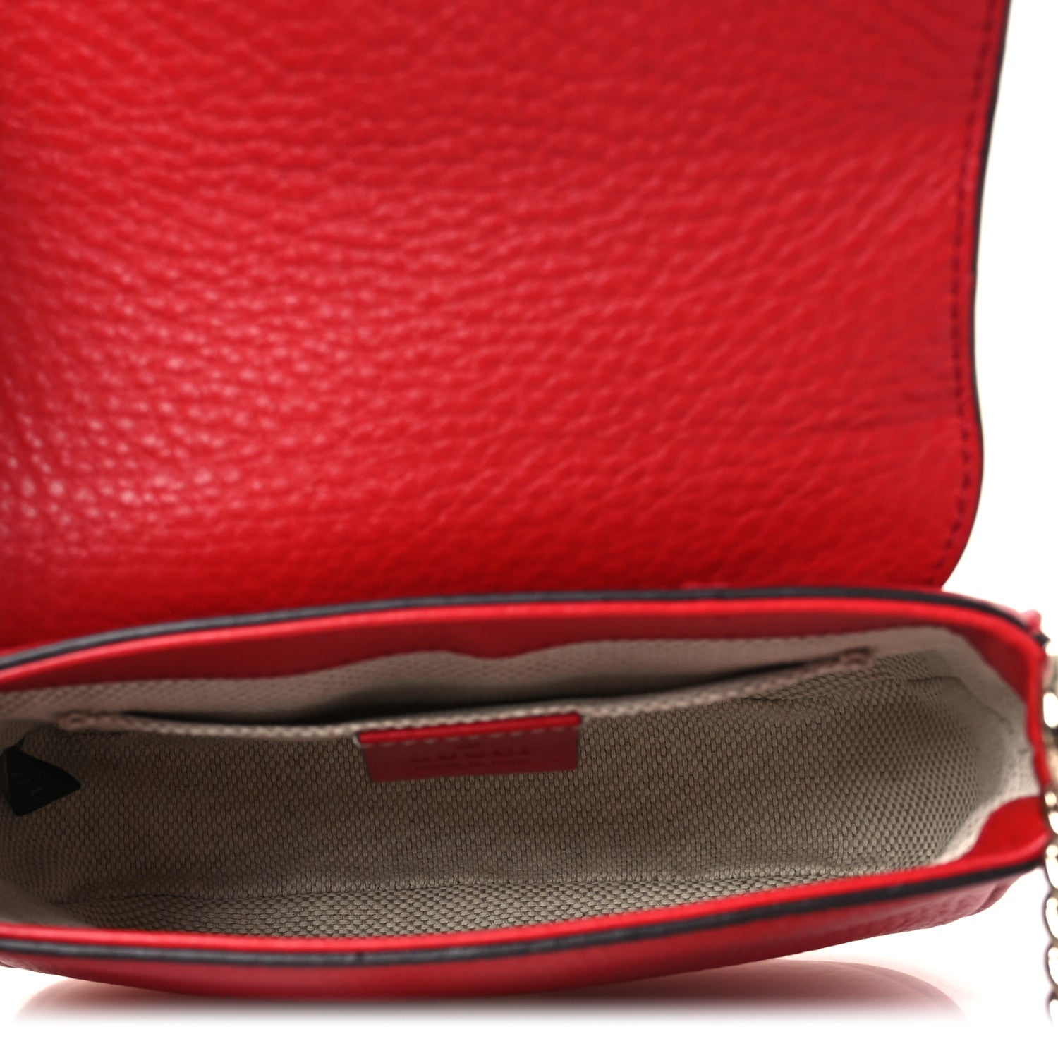 Gucci Pebbled Calfskin Small Soho Flap Crossbody Red 4 of 9