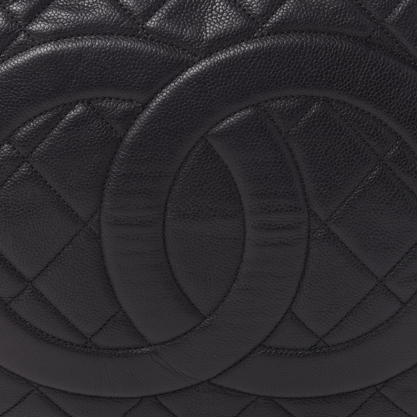 Caviar Expandable Zip Shoulder Bag Black