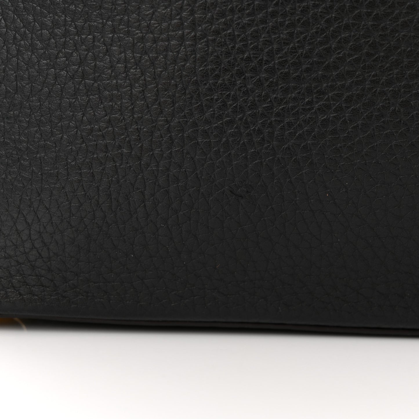 LOUIS VUITTON Taurillon Capucines BB Black