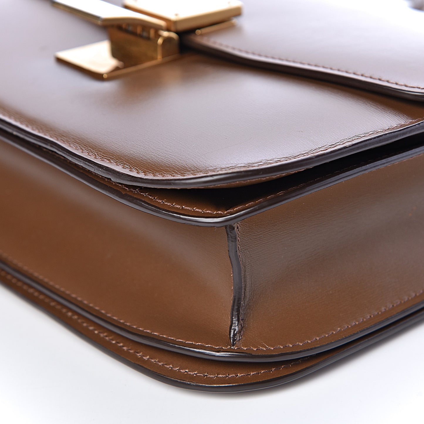 Box Calfskin Medium Classic Box Flap Bag Camel